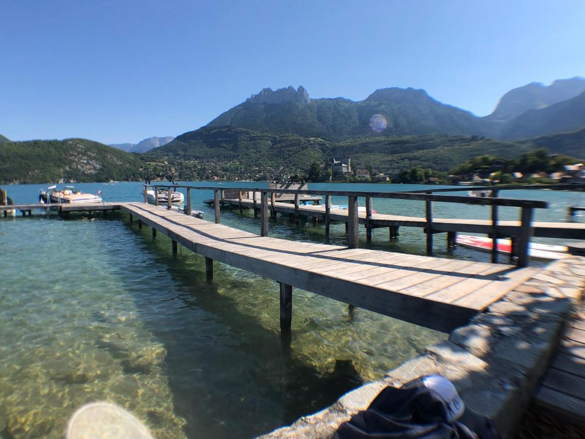 דיון Au Bord Du Lac D'Annecy, Logement Type Loft, Dans Residence Avec Plage Et Ponton Privee מראה חיצוני תמונה