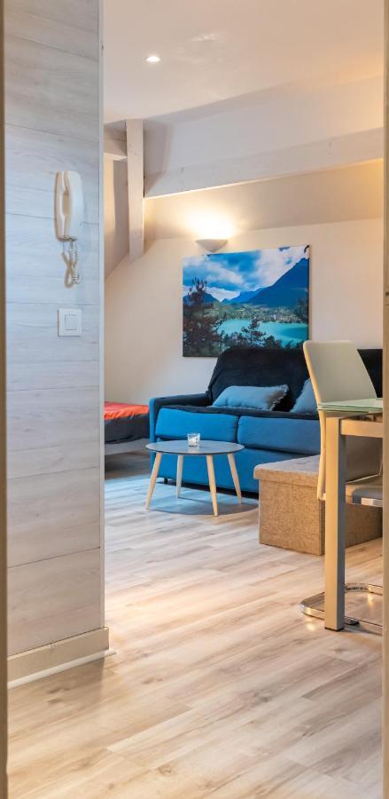 דיון Au Bord Du Lac D'Annecy, Logement Type Loft, Dans Residence Avec Plage Et Ponton Privee מראה חיצוני תמונה