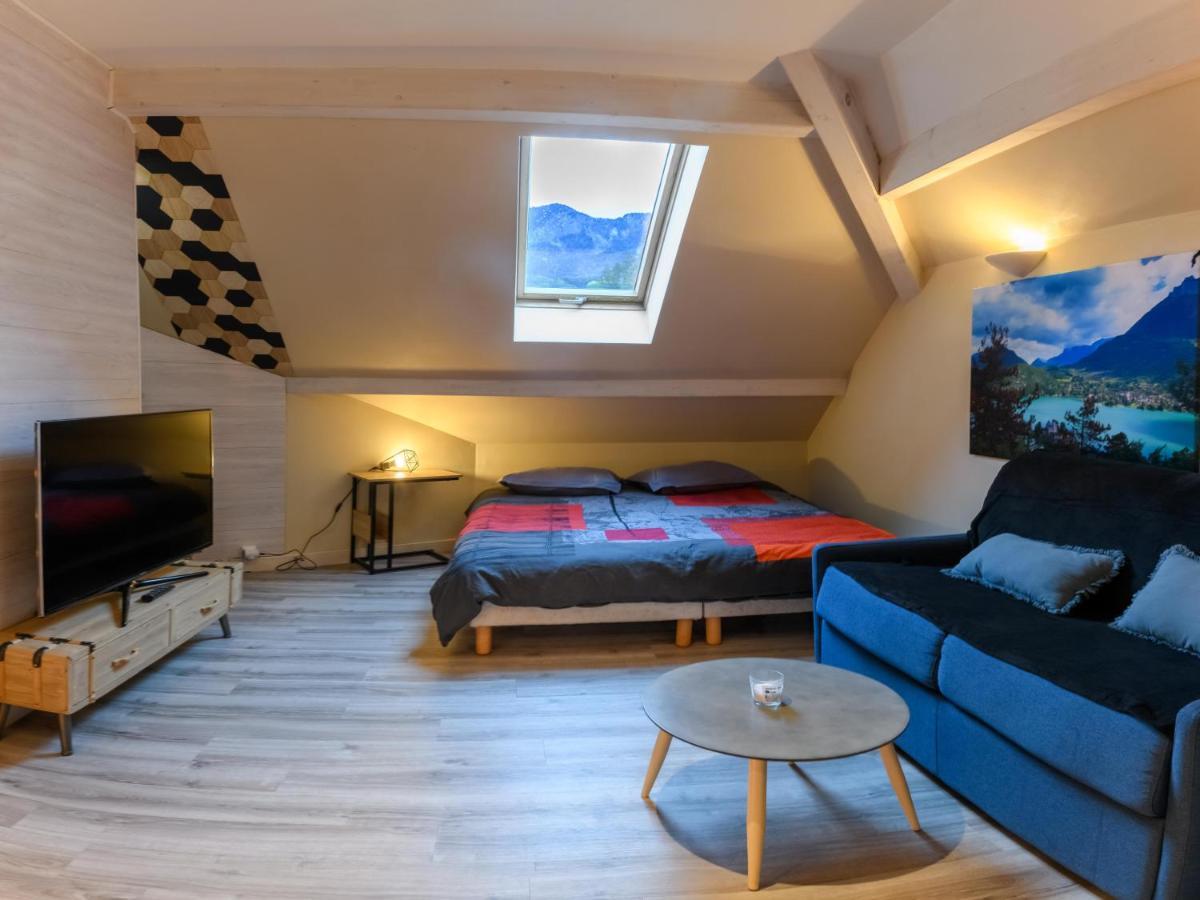 דיון Au Bord Du Lac D'Annecy, Logement Type Loft, Dans Residence Avec Plage Et Ponton Privee מראה חיצוני תמונה